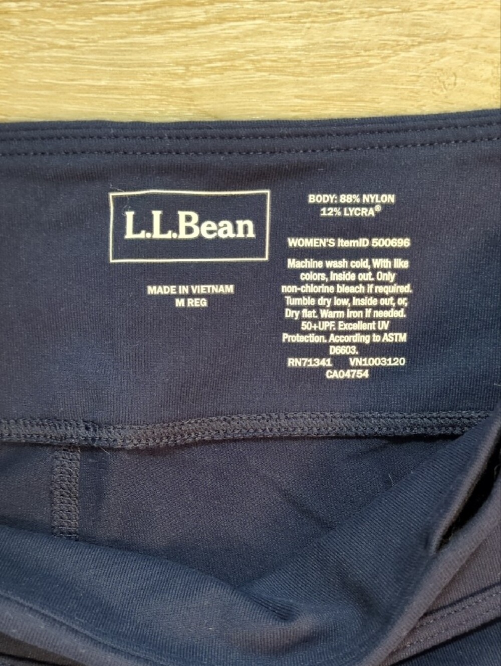 L.L. Bean Dark Navy Athletic Leggings - Picture 2 of 5
